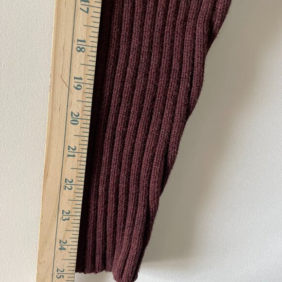 Vintage Roundtree & Yorke Mens Burgundy Ribbed Knit Classic V-Neck Sweater Sz L - Picture 7 of 8